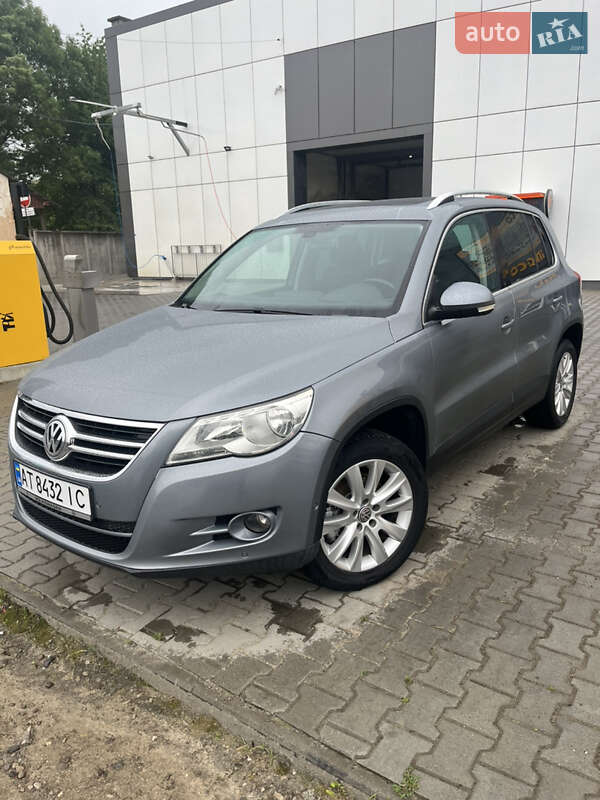 Позашляховик / Кросовер Volkswagen Tiguan 2008 в Чернівцях фото 2 Позашляховик / Кросовер Volkswagen Tiguan 2008 в Чернівцях