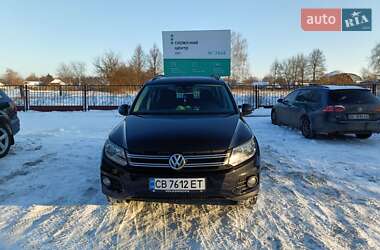 Внедорожник / Кроссовер Volkswagen Tiguan 2015 в Мене