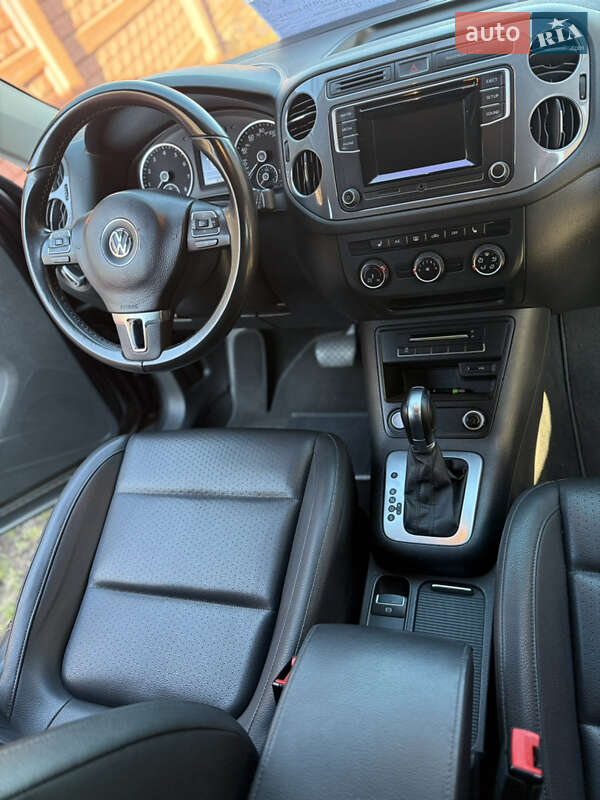 Позашляховик / Кросовер Volkswagen Tiguan 2016 в Миронівці фото 13 Позашляховик / Кросовер Volkswagen Tiguan 2016 в Миронівці