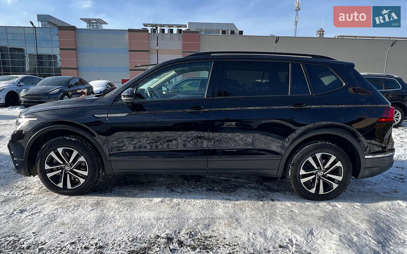 Позашляховик / Кросовер Volkswagen Tiguan 2021 в Львові