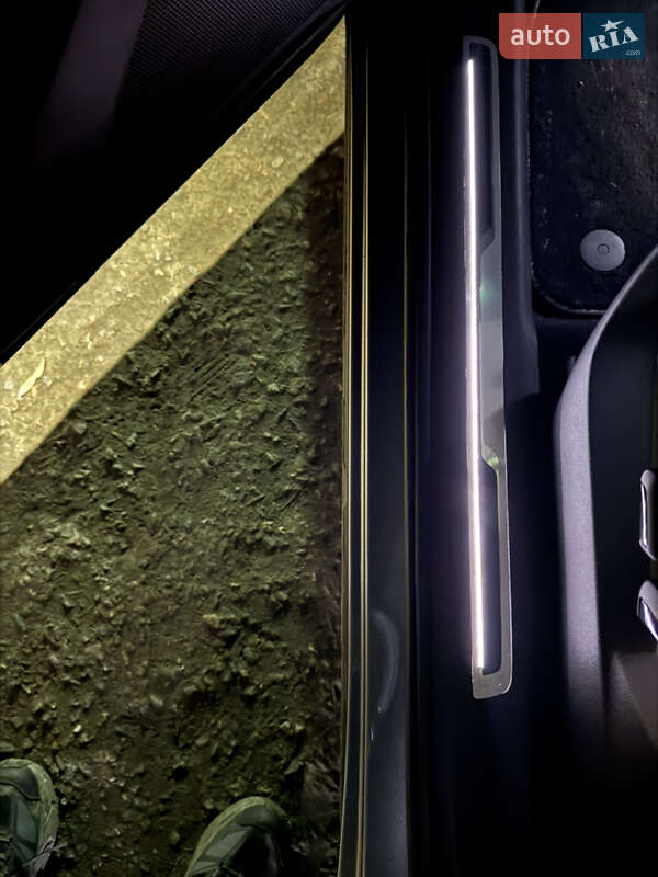 Внедорожник / Кроссовер Volkswagen Tiguan 2018 в Харькове