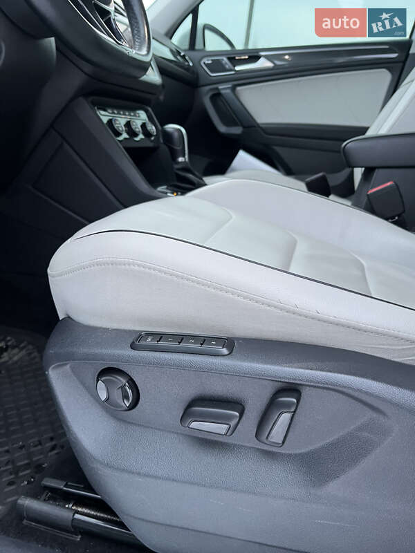 Внедорожник / Кроссовер Volkswagen Tiguan 2019 в Днепре