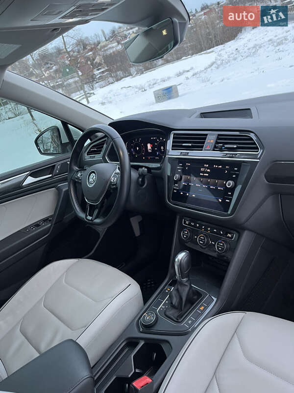 Внедорожник / Кроссовер Volkswagen Tiguan 2019 в Днепре