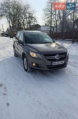 Позашляховик / Кросовер Volkswagen Tiguan 2010 в Вінниці