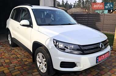 Позашляховик / Кросовер Volkswagen Tiguan 2015 в Черкасах