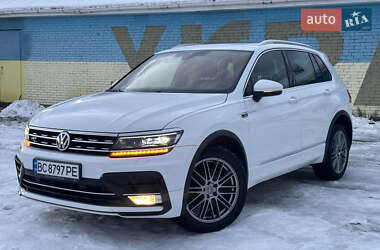 Позашляховик / Кросовер Volkswagen Tiguan 2016 в Дрогобичі