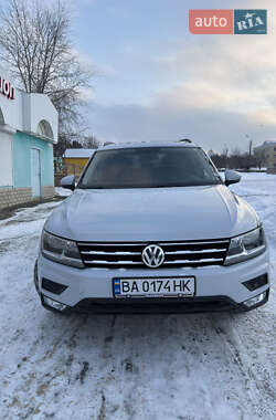 Позашляховик / Кросовер Volkswagen Tiguan 2018 в Глухові