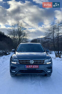 Внедорожник / Кроссовер Volkswagen Tiguan 2019 в Львове
