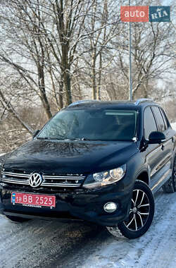 Позашляховик / Кросовер Volkswagen Tiguan 2016 в Києві