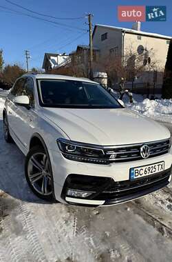 Позашляховик / Кросовер Volkswagen Tiguan 2020 в Львові