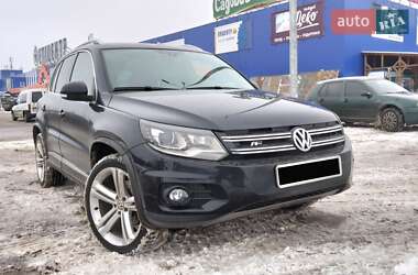 Внедорожник / Кроссовер Volkswagen Tiguan 2015 в Житомире