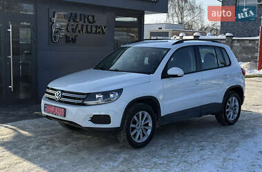 Позашляховик / Кросовер Volkswagen Tiguan 2017 в Рівному