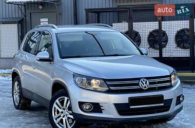 Внедорожник / Кроссовер Volkswagen Tiguan 2013 в Ужгороде