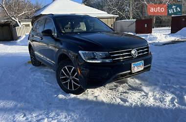 Внедорожник / Кроссовер Volkswagen Tiguan 2020 в Конотопе
