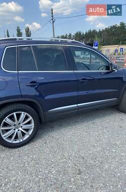 Внедорожник / Кроссовер Volkswagen Tiguan 2012 в Киеве