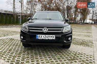 Позашляховик / Кросовер Volkswagen Tiguan 2015 в Харкові