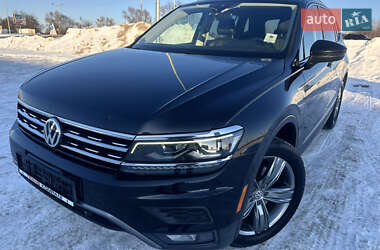 Внедорожник / Кроссовер Volkswagen Tiguan 2019 в Львове