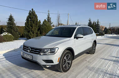 Позашляховик / Кросовер Volkswagen Tiguan 2017 в Кременчуці