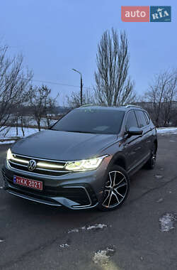 Внедорожник / Кроссовер Volkswagen Tiguan 2022 в Кривом Роге