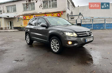 Внедорожник / Кроссовер Volkswagen Tiguan 2012 в Харькове