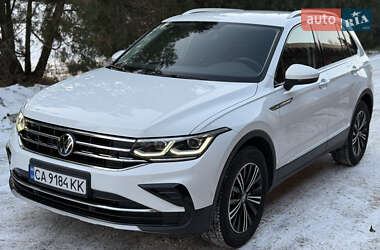 Позашляховик / Кросовер Volkswagen Tiguan 2022 в Смілі