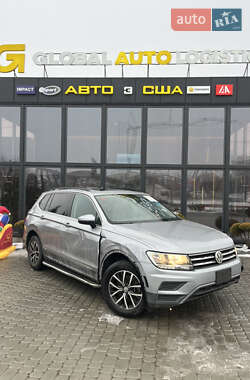 Внедорожник / Кроссовер Volkswagen Tiguan 2020 в Львове