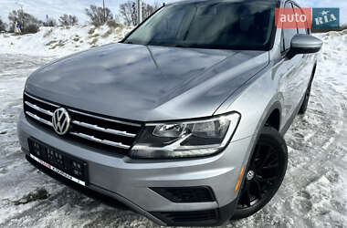 Внедорожник / Кроссовер Volkswagen Tiguan 2020 в Львове