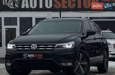 Внедорожник / Кроссовер Volkswagen Tiguan 2017 в Харькове