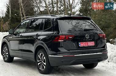 Внедорожник / Кроссовер Volkswagen Tiguan 2023 в Львове