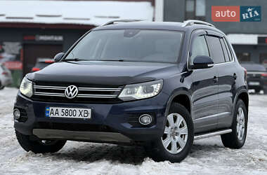 Внедорожник / Кроссовер Volkswagen Tiguan 2012 в Звягеле
