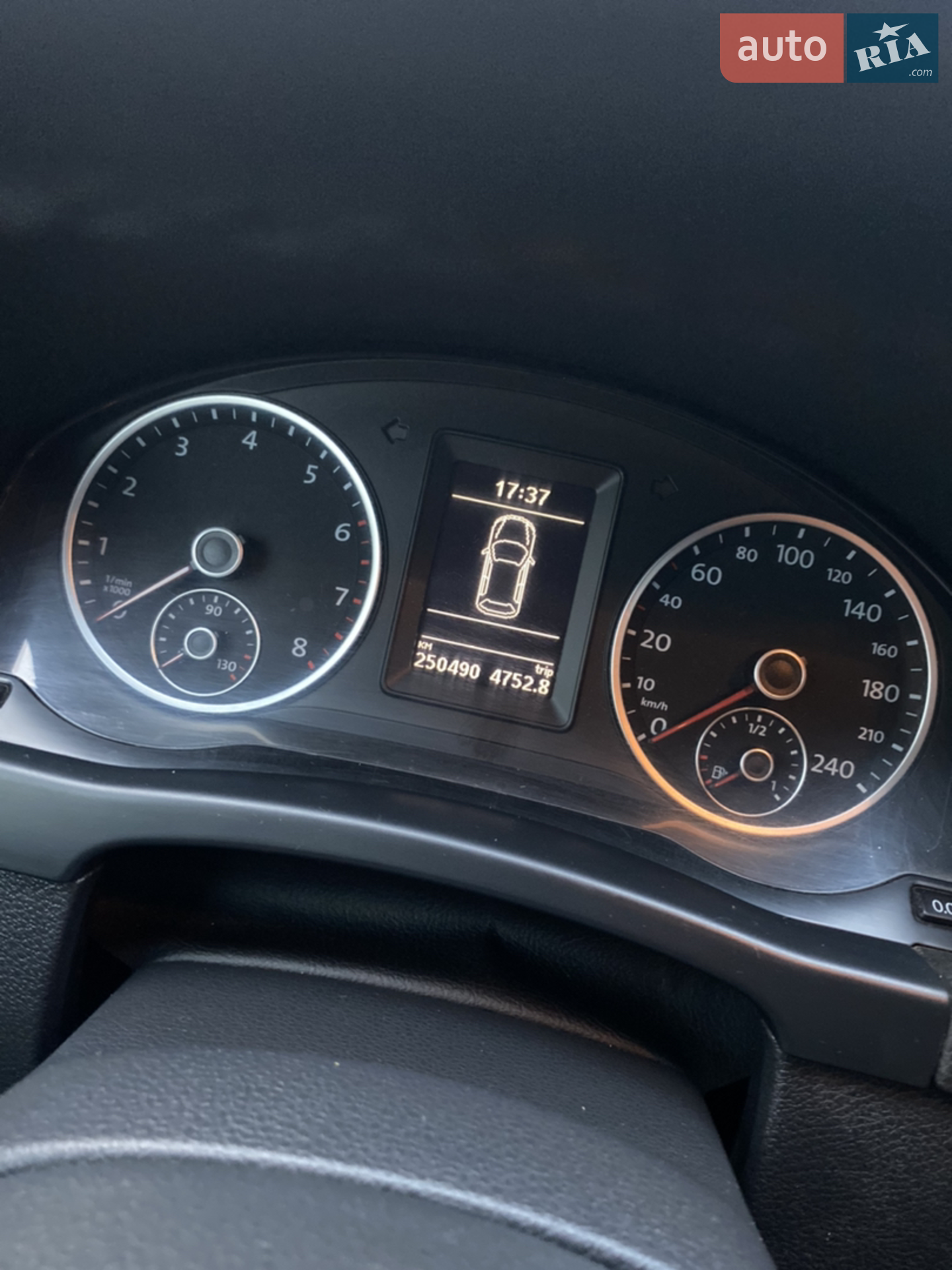 2011 Volkswagen Tiguan - мініатюра 6
