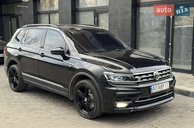 Позашляховик / Кросовер Volkswagen Tiguan 2021 в Ужгороді
