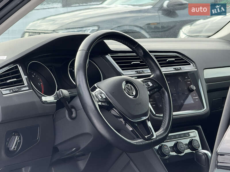 Внедорожник / Кроссовер Volkswagen Tiguan 2019 в Луцке