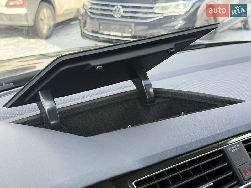 Внедорожник / Кроссовер Volkswagen Tiguan 2019 в Луцке