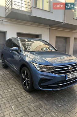 Внедорожник / Кроссовер Volkswagen Tiguan 2019 в Днепре