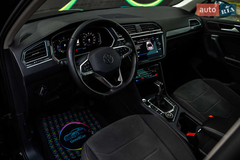 Внедорожник / Кроссовер Volkswagen Tiguan 2021 в Луцке