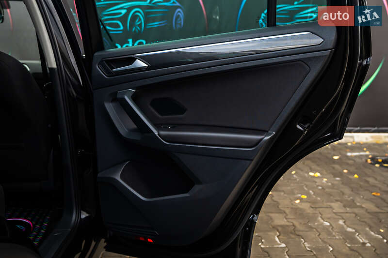 Внедорожник / Кроссовер Volkswagen Tiguan 2021 в Луцке