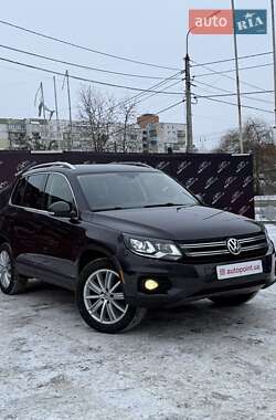 Позашляховик / Кросовер Volkswagen Tiguan 2015 в Сумах