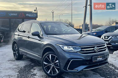 Внедорожник / Кроссовер Volkswagen Tiguan 2024 в Львове
