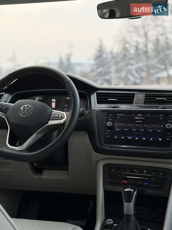 Внедорожник / Кроссовер Volkswagen Tiguan 2023 в Луцке