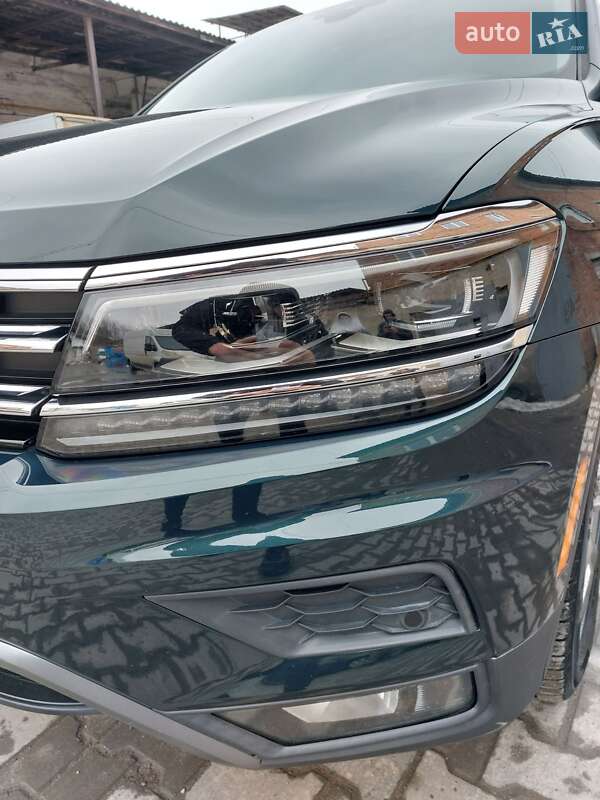 Внедорожник / Кроссовер Volkswagen Tiguan 2018 в Луцке фото 4 Внедорожник / Кроссовер Volkswagen Tiguan 2018 в Луцке