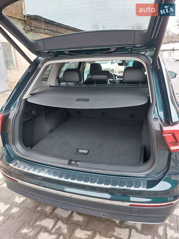 Внедорожник / Кроссовер Volkswagen Tiguan 2018 в Луцке фото 29 Внедорожник / Кроссовер Volkswagen Tiguan 2018 в Луцке