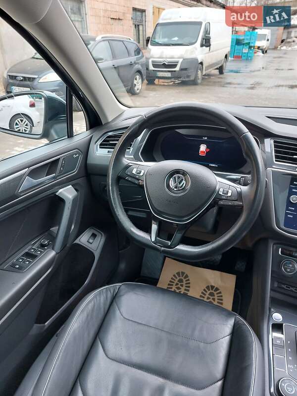 Внедорожник / Кроссовер Volkswagen Tiguan 2018 в Луцке фото 43 Внедорожник / Кроссовер Volkswagen Tiguan 2018 в Луцке