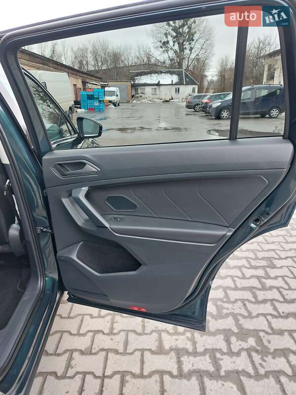 Внедорожник / Кроссовер Volkswagen Tiguan 2018 в Луцке фото 48 Внедорожник / Кроссовер Volkswagen Tiguan 2018 в Луцке