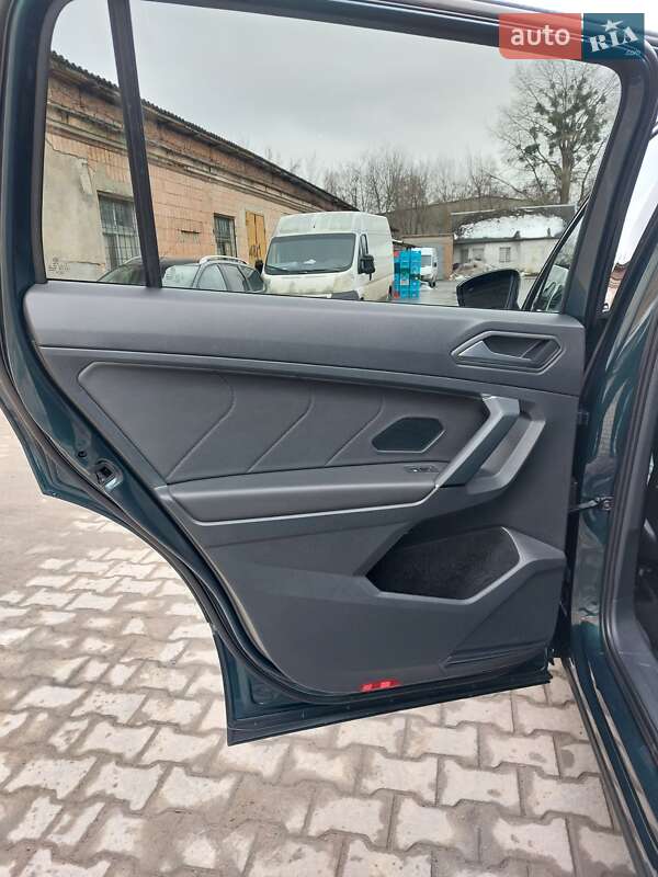 Внедорожник / Кроссовер Volkswagen Tiguan 2018 в Луцке фото 51 Внедорожник / Кроссовер Volkswagen Tiguan 2018 в Луцке