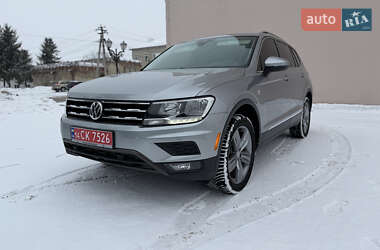 Внедорожник / Кроссовер Volkswagen Tiguan 2020 в Кременце