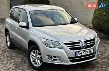 Внедорожник / Кроссовер Volkswagen Tiguan 2009 в Одессе