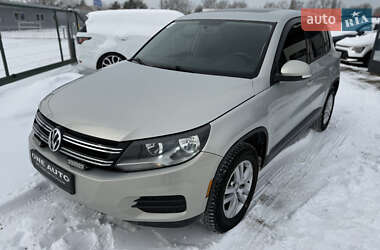 Позашляховик / Кросовер Volkswagen Tiguan 2013 в Києві