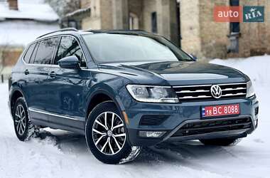 Позашляховик / Кросовер Volkswagen Tiguan 2021 в Києві