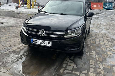 Внедорожник / Кроссовер Volkswagen Tiguan 2017 в Рахове